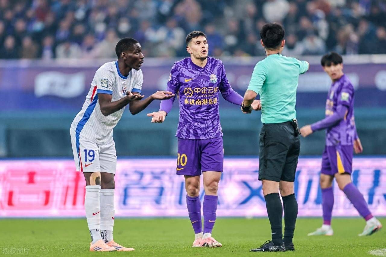 开云体育网址-必看!申花队逆袭中超的精彩瞬间