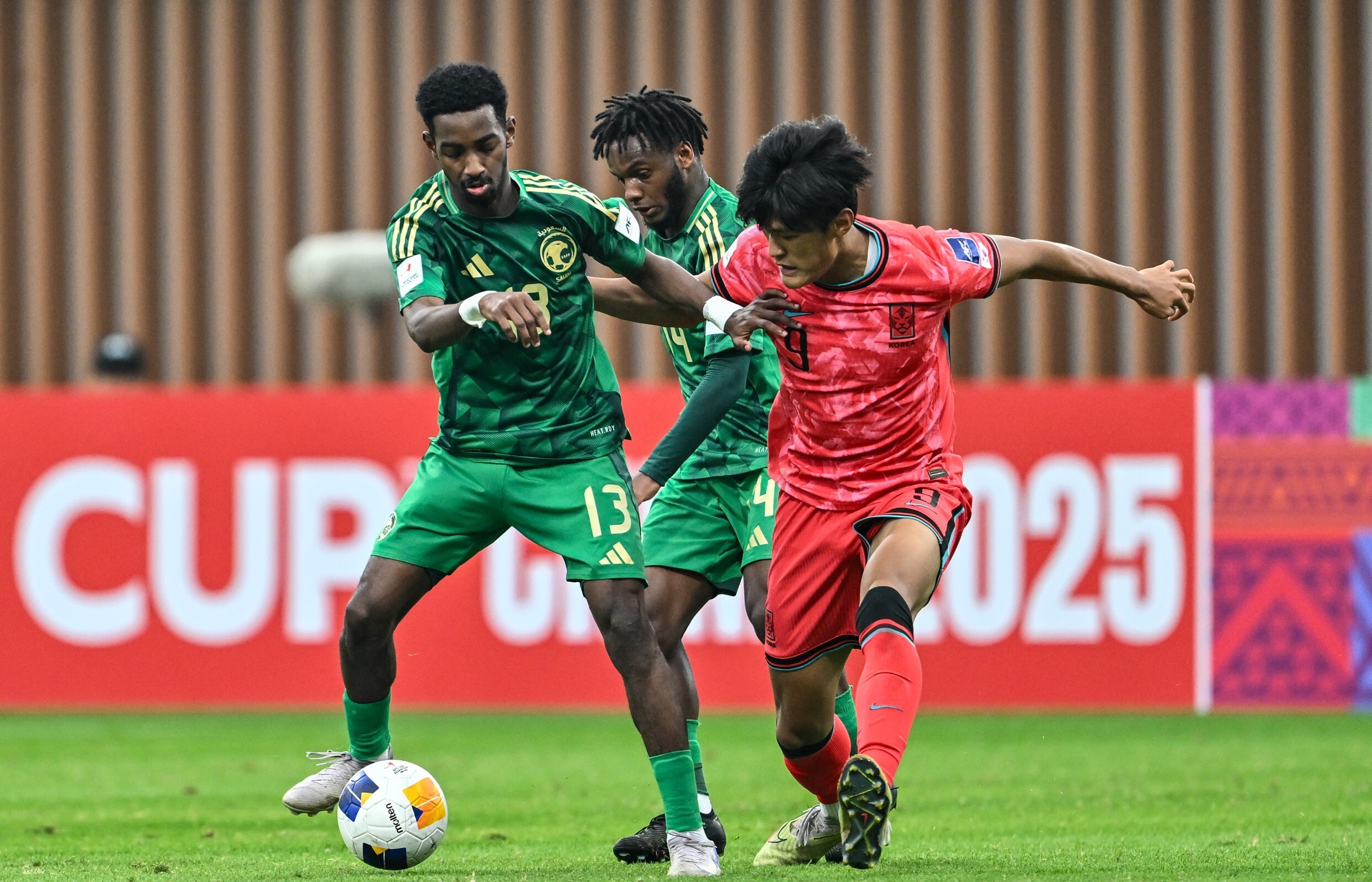 科隆蒙得维的亚vs库柏蒙得维的亚