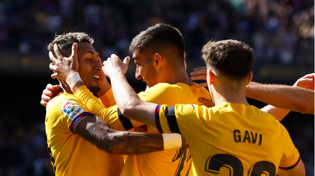 开云入口-足协杯决赛申花球迷助威